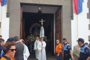 Procesión religiosa de la Inmaculada Concepción en Jinámar (Foto Antonio Alí y Francisco Javier Santana)